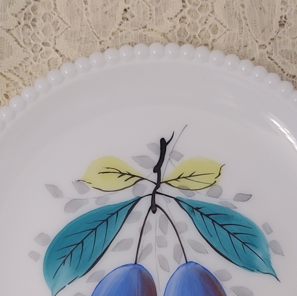Vintage Westmoreland Milk Glass Handpainted Plate with Plums Wall or Shelf Decor - Picture 4 of 4
